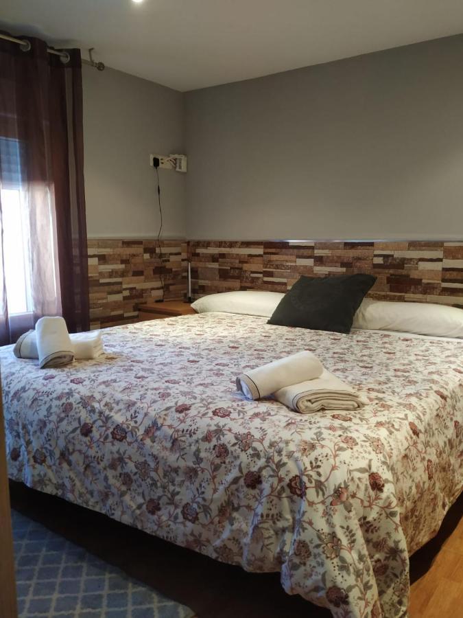 Apartamentos Deluxe Barajas Мадрид Экстерьер фото