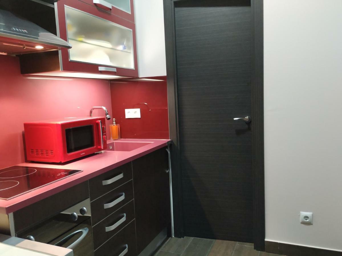 Apartamentos Deluxe Barajas Мадрид Экстерьер фото